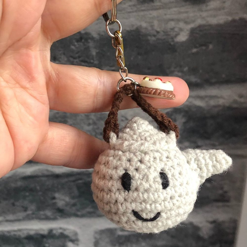 Porte clés théière kawaii en crochet