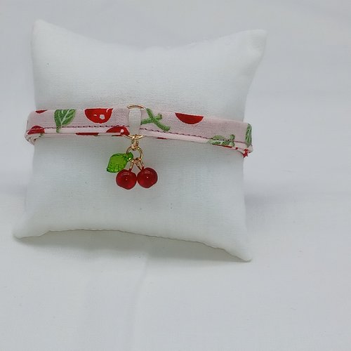 Bracelets motif cerise