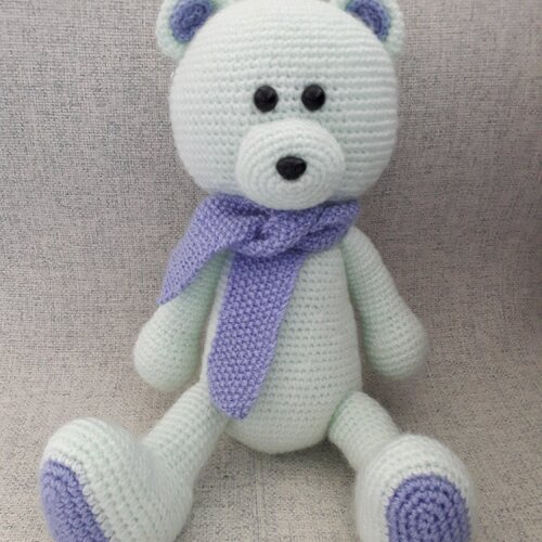 Doudou jouet ours vert et violet au crochet - amigurumi - fait main