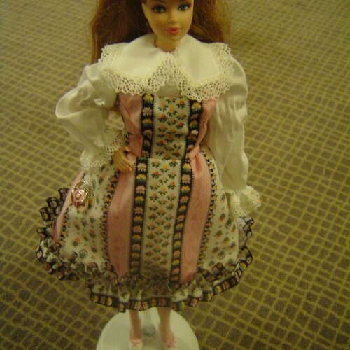 Tenue pour poupée barbie - fait main - pièce unique ooak