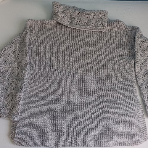 Pull femme tricoté main - taille 44-46