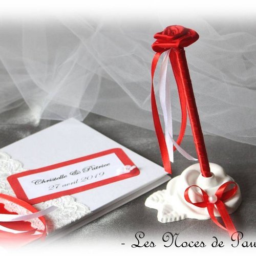 Porte stylo mariage blanc, rouge et gris à fleur rose, stylo livre d'or