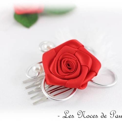 Peigne rouge et blanc roses à volutes, bijou mariage 