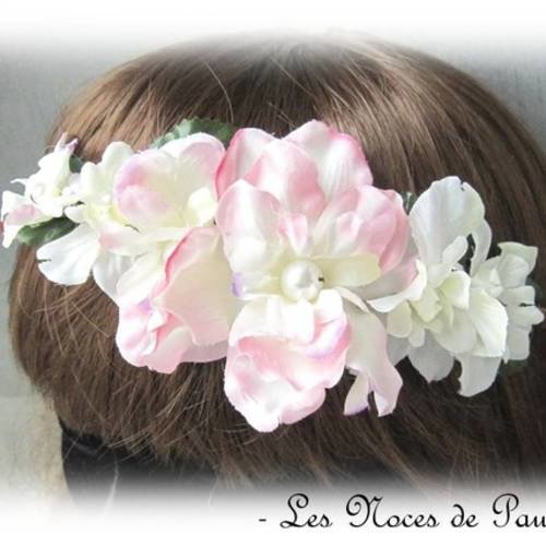Couronne de mariage à fleurs blanc et rose clair fiona 
