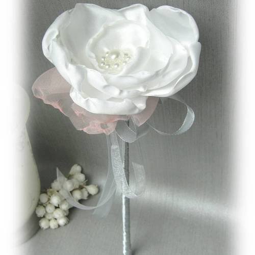 Bouquet baguette blanc, rose et gris fait main 