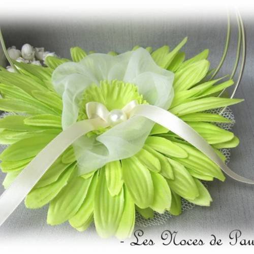 Porte alliances vert et blanc à grande fleur anneaux mariage e 