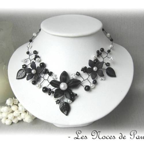 Collier mariage noir et blanc à fleurs tatiana a 