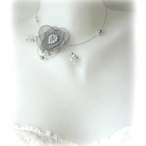 Collier mariage gris et blanc à cristaux à fleurs eva collection 'tradition' 