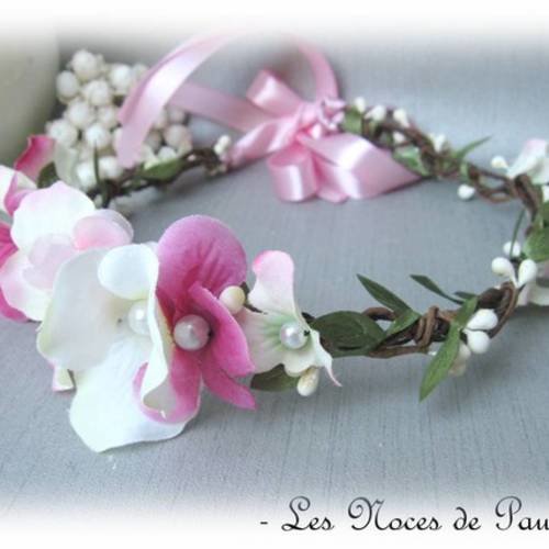 Couronne de  fleurs fuchsia et blanches fiona mariage 