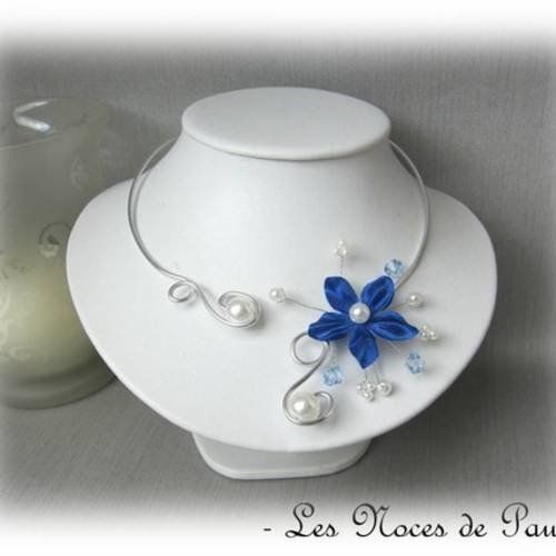 Collier mariage bleu et blanc fleurs de satin anaïs 