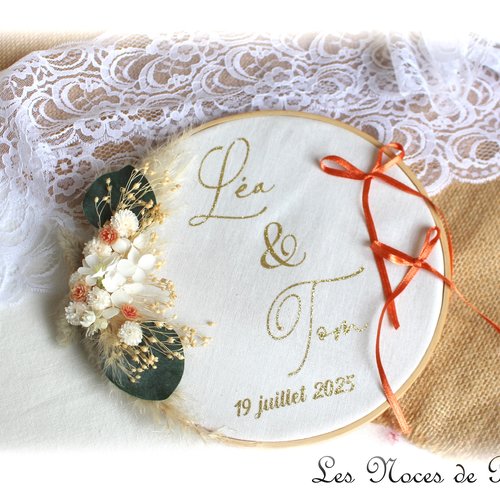 Porte alliances mariage personnalisé en fleurs séchées terracotta