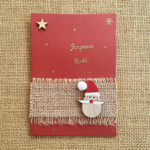 Carte rectangulaire double  "joyeux noël" , coloris rouge , décors père noël en bois + enveloppe assortie