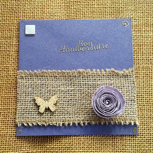 Carte carrée double "bon anniversaire" , coloris violet , décorée main + enveloppe assortie