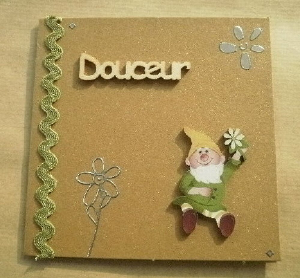 Carte Carree Double Coloris Beige Dore Message Douceur Decors Nain De Jardin Enveloppe Assortie Un Grand Marche