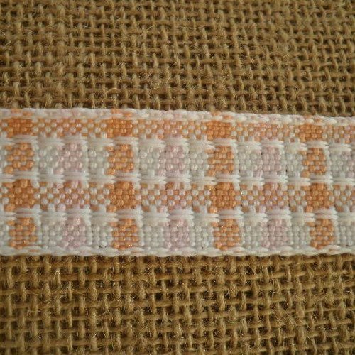 Ruban écossais en coton et acrylique   , coloris blanc saumon et rose  , largeur 2,5 cm