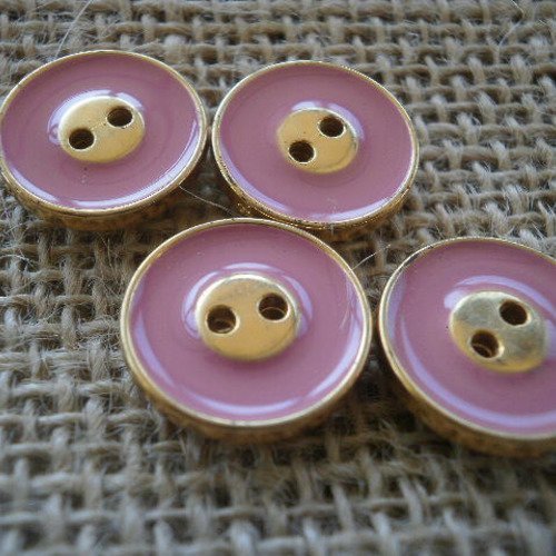 Lot de 4 boutons ronds à deux trous ,  en imitation métal  doré et rose , diamètre 15 mm