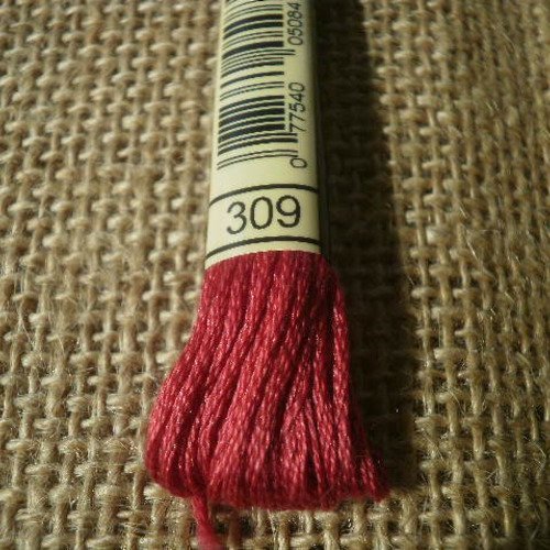 Échevette de fil mouliné 25 en coton  dmc ,  coloris  309 framboise