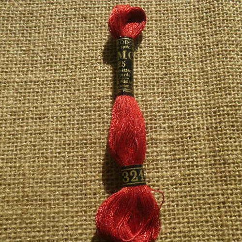 Echevette ancienne de fil à broder numéro 25  en coton  dmc ,  coloris 321 rouge