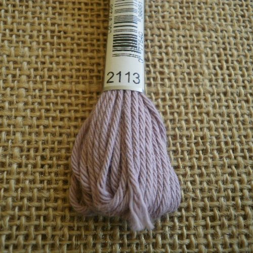 Echevette de coton à canevas retors dmc , numéro 4 , coloris 2113 beige mauve