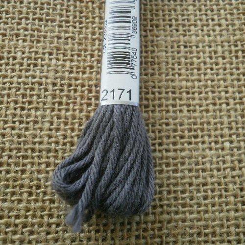 Echevette de coton à broder  retors dmc , numéro 4 , coloris 2171 gris 