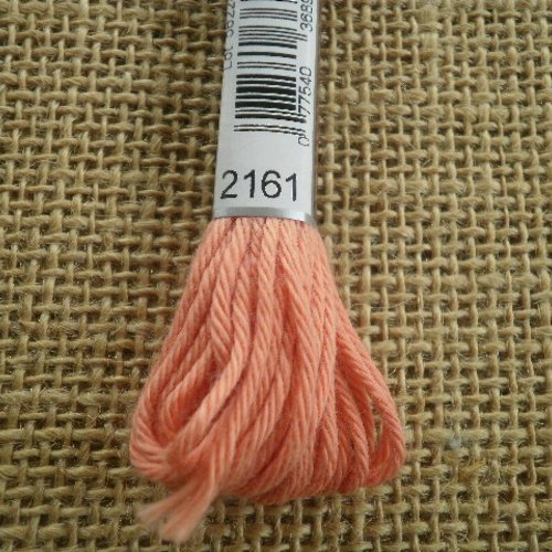 Echevette de coton à canevas retors dmc , numéro 4 , coloris 2161 saumon 