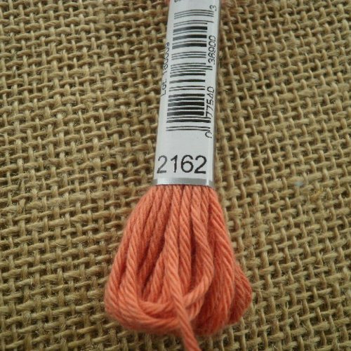 Echevette de coton à canevas retors dmc , numéro 4 , coloris 2162 corail 