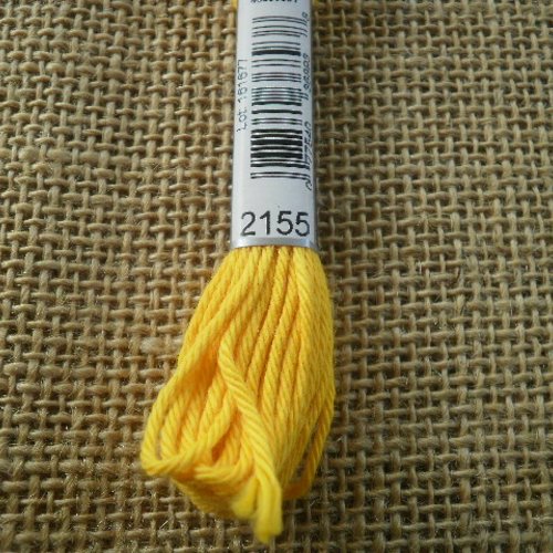 Echevette de coton à canevas retors dmc , numéro 4 , coloris 2155 jaune 