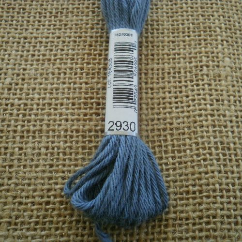 Echevette de coton à canevas retors dmc , numéro 4 , coloris 2930 gris bleu 