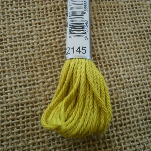 Echevette de coton à canevas retors dmc , numéro 4 , coloris 2145 anis 