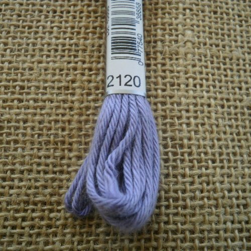 Echevette de coton à canevas retors dmc , numéro 4 , coloris 2120 parme 