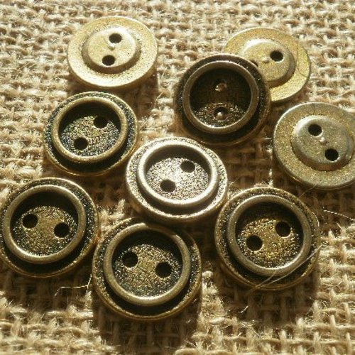 Lot de 3 boutons  ronds  en métal   , coloris doré  , diamètre 16 mm 