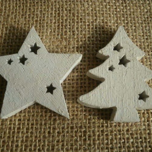 Lot de 3 étoiles et 3 sapins de noël en bois , coloris blanc , taille environ 5 cm