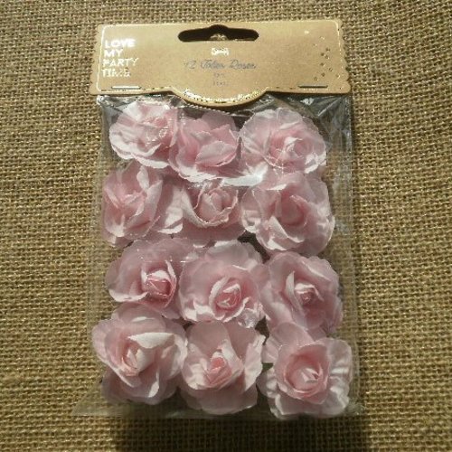 Lot de 12 roses en papier avec tige , coloris rose  , taille 3,5 cm