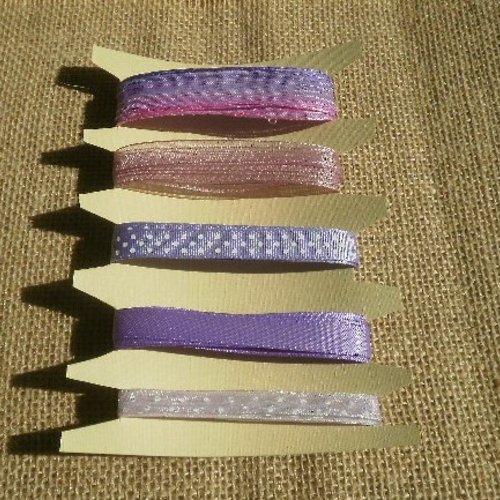 Assortiment (55) de 5 rubans  , coloris parme , violet et blanc , taille 10 , 15 et 7 mm