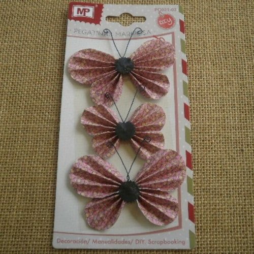 Lot de 3 stickers papillons en carton fin  , coloris rose fleuri ,  taille 8 et 6,5 cm