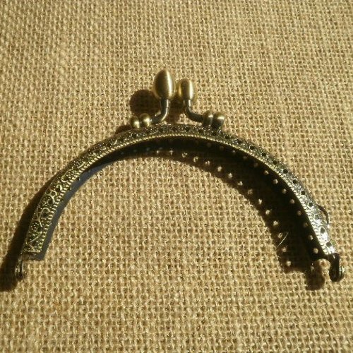 Fermoir à coudre pour porte monaie , petite bourse en métal bronze , taille 11 x 8,5 cm