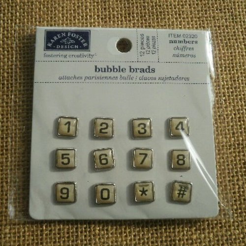 Plaque de 12 attaches parisiennes carrées en métal argenté  , thème "chiffres"  , taille 11 mm