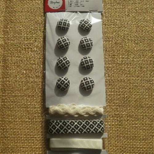 Lot de 8 boutons ronds en tissu et 3 x 1 mètre de ruban motif losanges , coloris noir , blanc et écru , diamètre 19 mm