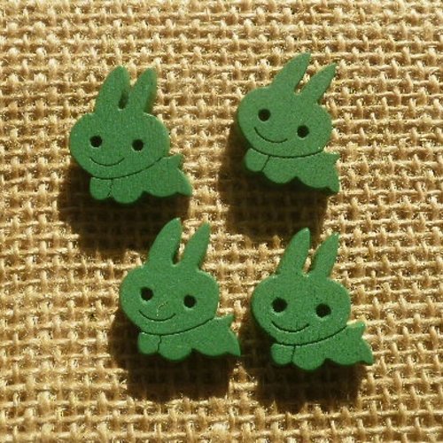 Lot de 4 boutons lapins en bois , coloris vert , taille 1,8 x 2 cm