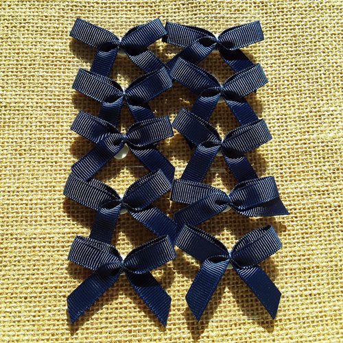 Lot de 10 petits nœuds en ruban gros grain , coloris bleu foncé , taille 5 x 4 cm