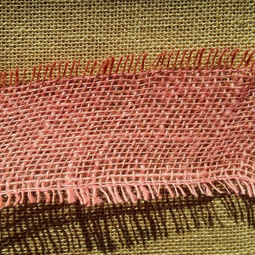Bande de jute x 2 mètres , coloris rose corail , taille 8 cm