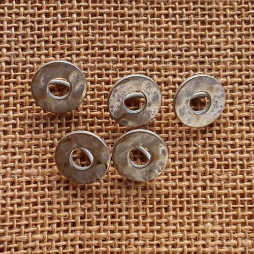 Lot de 5 boutons ronds en métal argenté , diamètre 16 mm