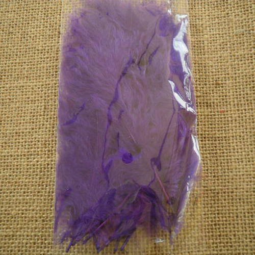 Sachet de quinze plumes duvetées  , coloris violet , tailles 10 , 15 cm 