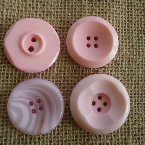 Lot (2)  de 4 boutons en plastique , coloris rose 