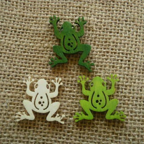 Lot de trois grenouilles en bois à  coller , coloris vert et écru , taille 25 mm 