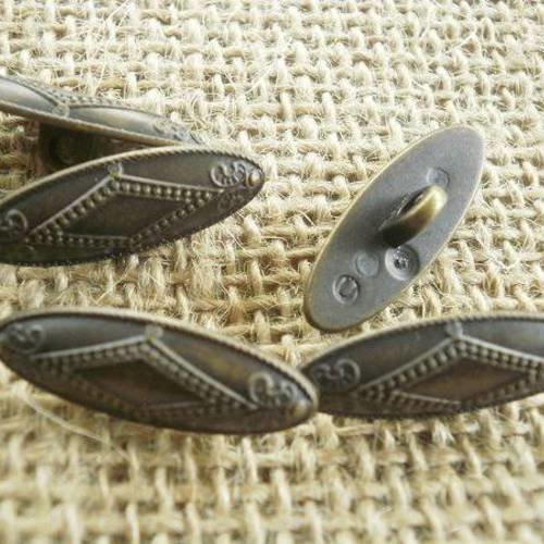 Boutons ovales en plastique  , imitation métal laitonné , motif losange , taille 2,4/0,9 cm 