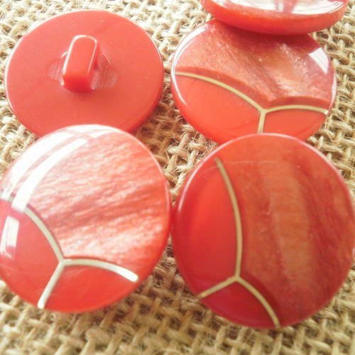 Boutons  ronds x 2 , coloris deux tons de rouge  , séparés par un liseret argenté , diamètre 23 mm