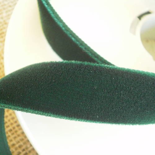 Ruban de velours , largeur  16 mm , coloris  vert 