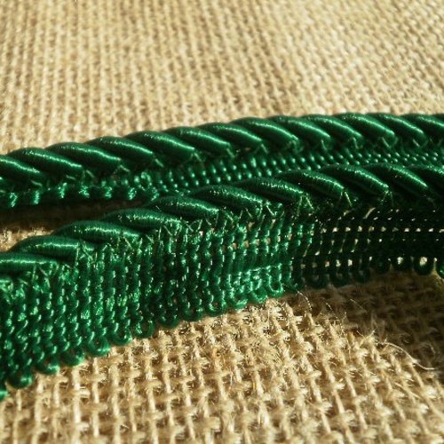 Passepoil torsadé en  coton et acrylique  , coloris  vert foncé , largeur 1,7 cm