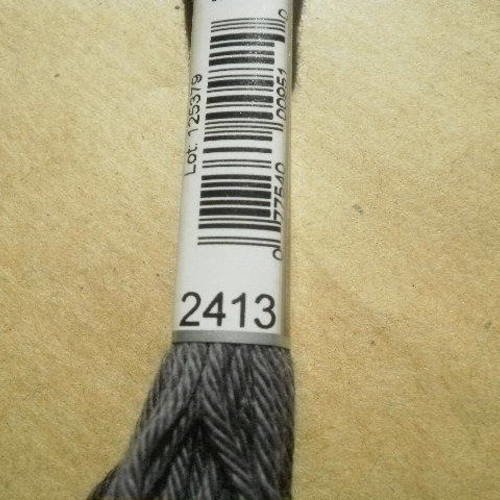 Echevette  de coton à broder  retors dmc , numero 4  , coloris 2413 gris foncé 